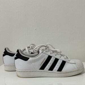 Adidas Superstar Originals White - Black Stripes  6.5 in Men’s Size- 7.5 Women